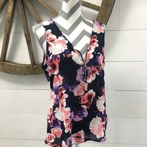 Guess Sleeveless Blouse